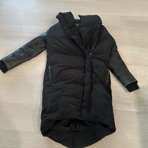 LAMARQUE WINTER COAT WATERPROOF BIG COLLAR PLUS HOOD ZIPPER AND SNAP CLOSURES